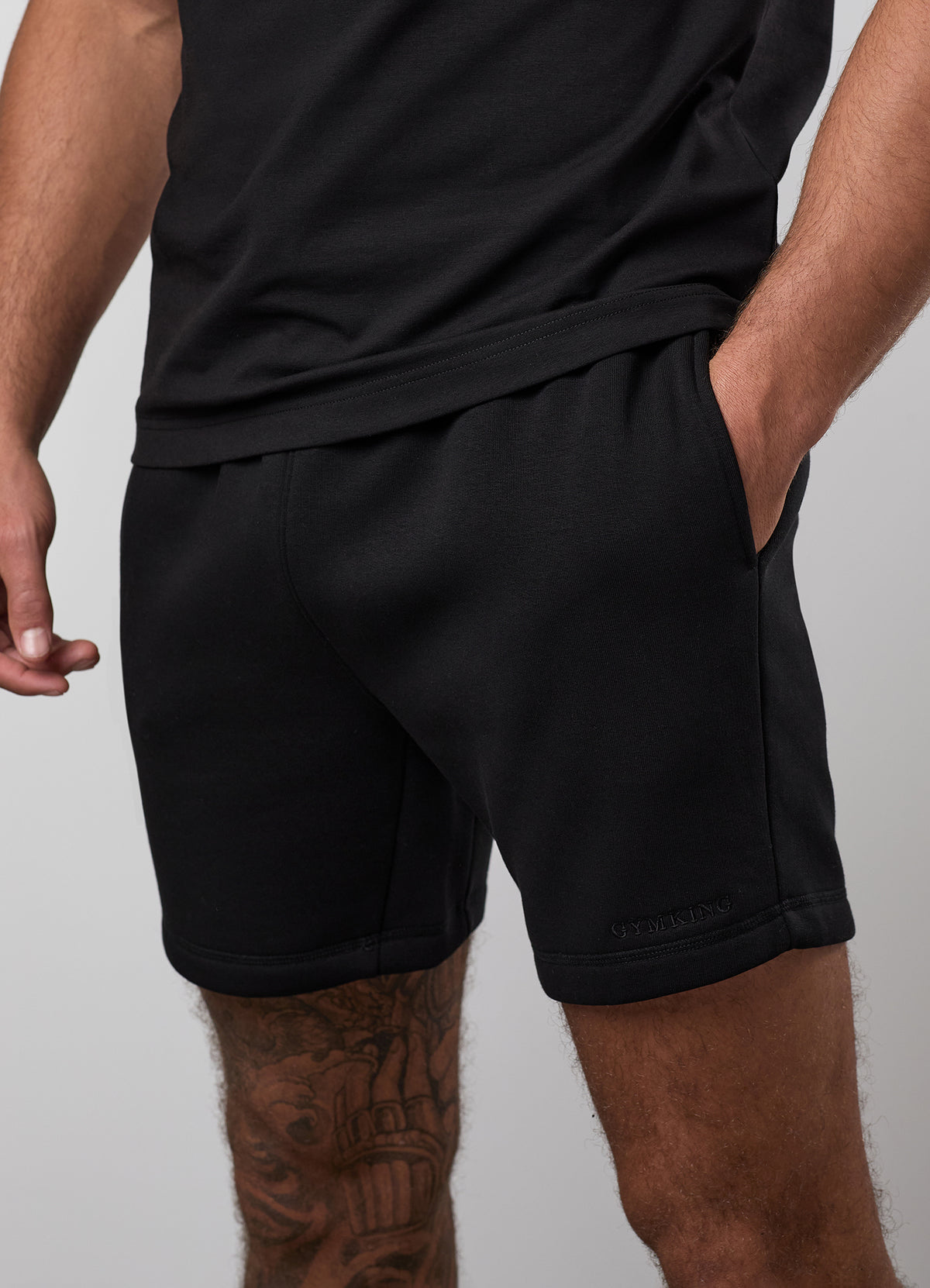 Gym King Fundamental Linear Short - Black/Black
