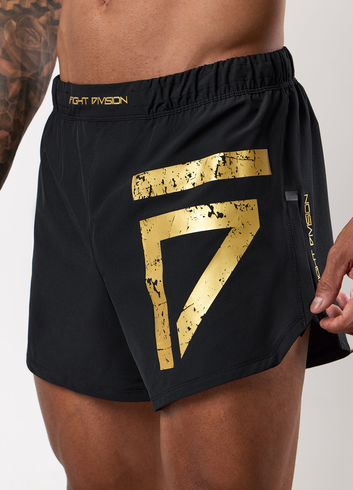 Gym King Fight Division Combat 5" Short - Zwart