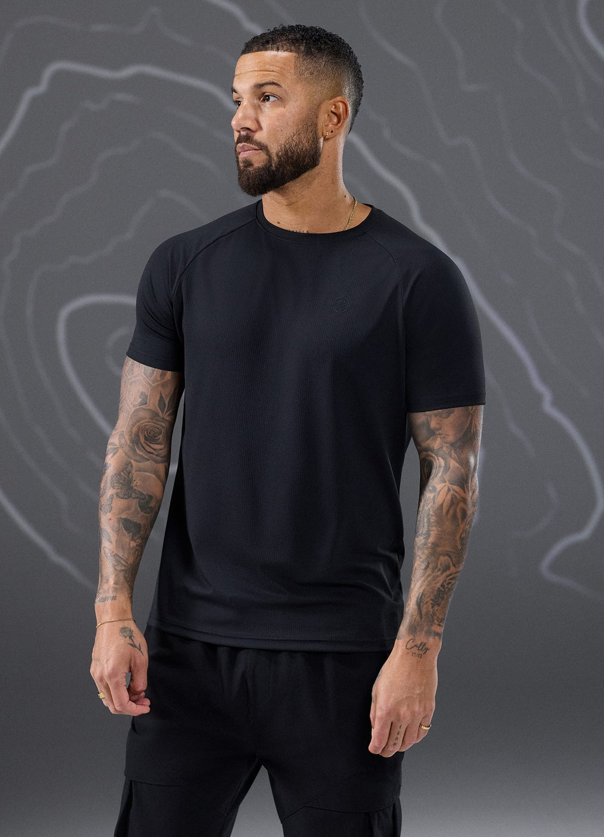 Gym King Rebellion Strike T-shirt - Zwart