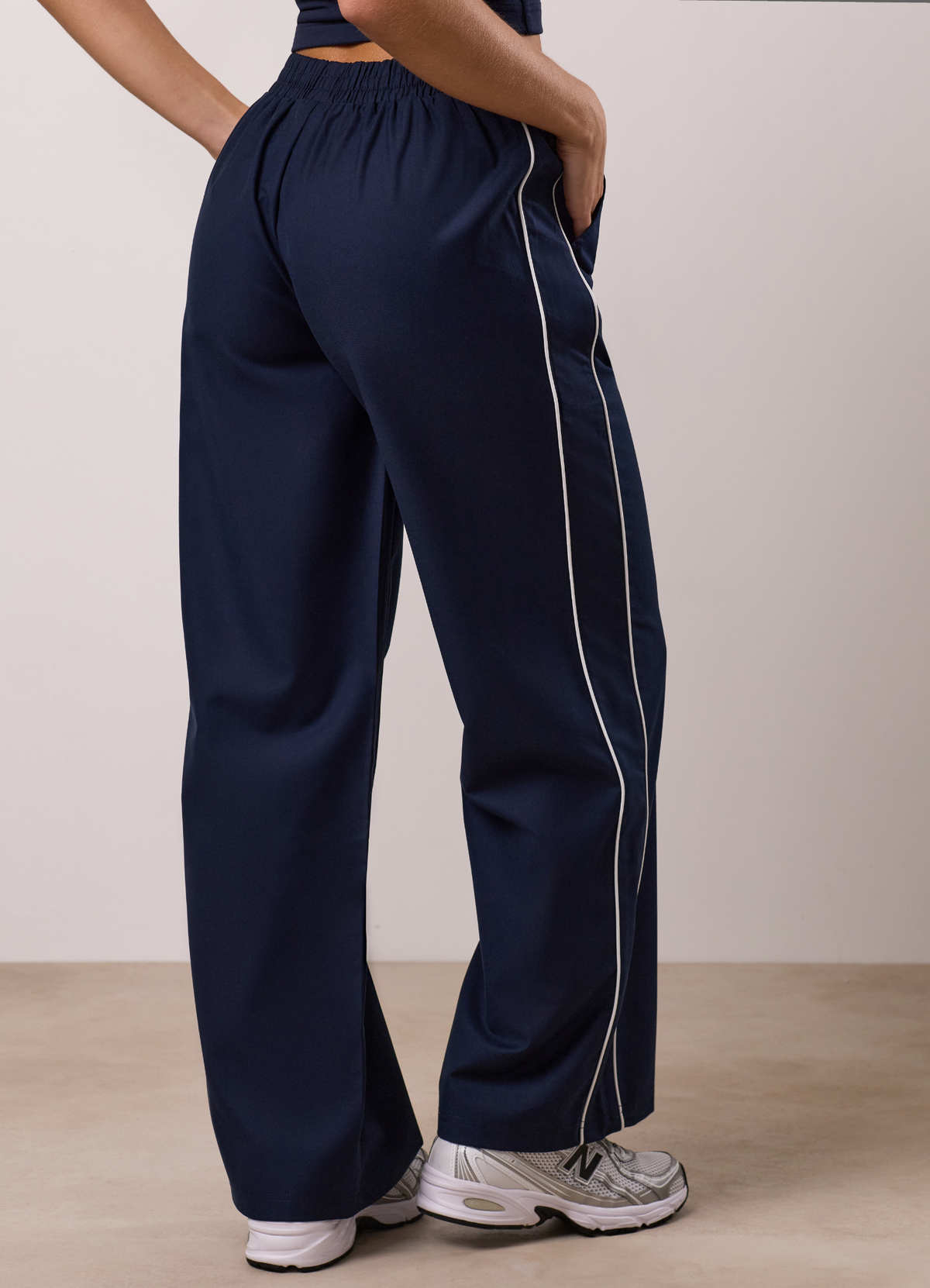 Gym King Synergy Straight Leg Trouser - Obsidian