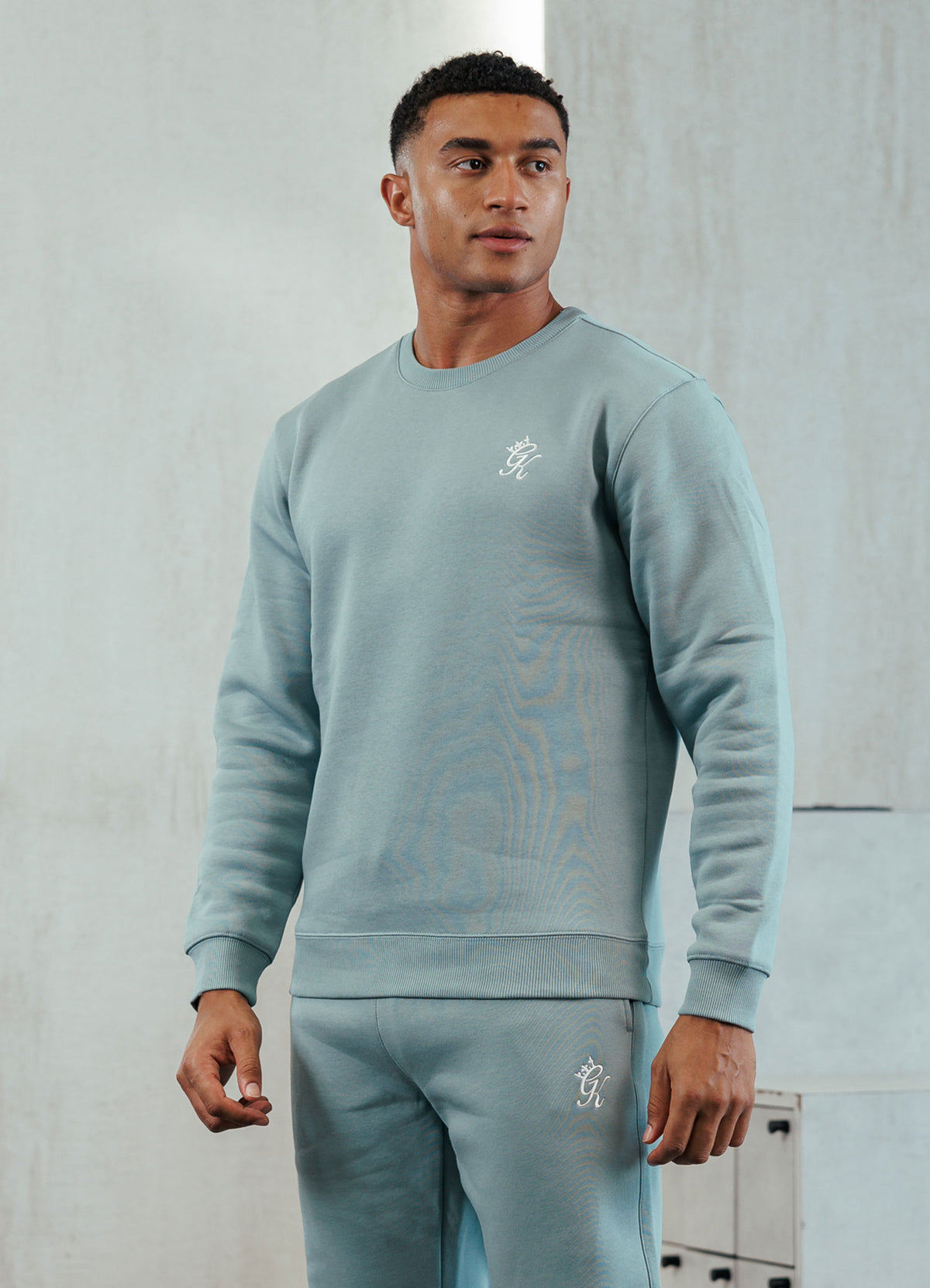 Gym King Fundamental Crew Tracksuit - Smoke