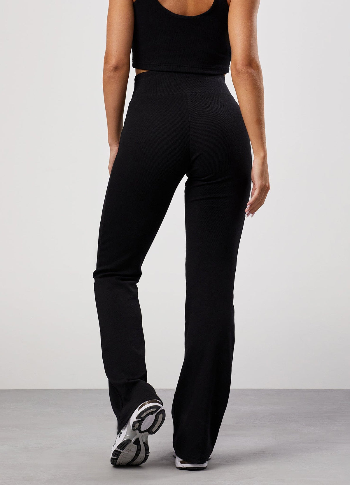 Women's black ribbed legging