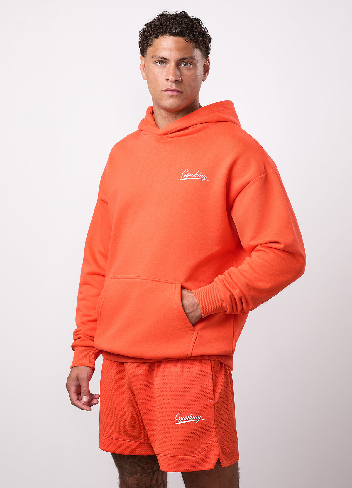 Gym King College-hoodie in lichtgewicht - Lava Orange