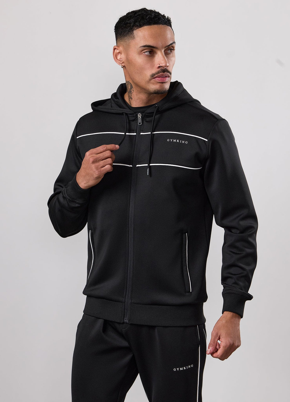 Gym King Hoodie met doorlopende rits en buisvormige pasvorm - Zwart