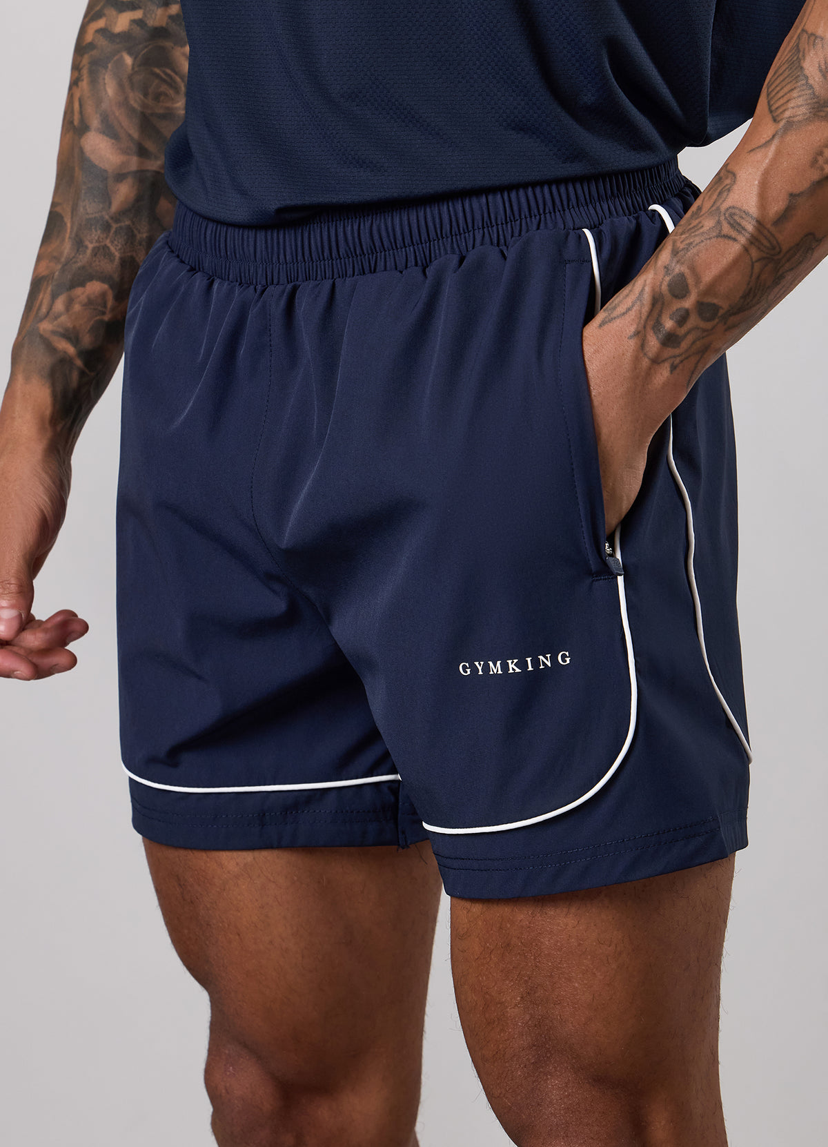 Gym King Core Piped Short - Marineblauw