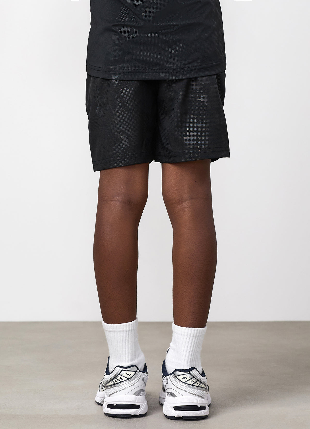 Gym King Older Kids Debossed Camo Short - Black
