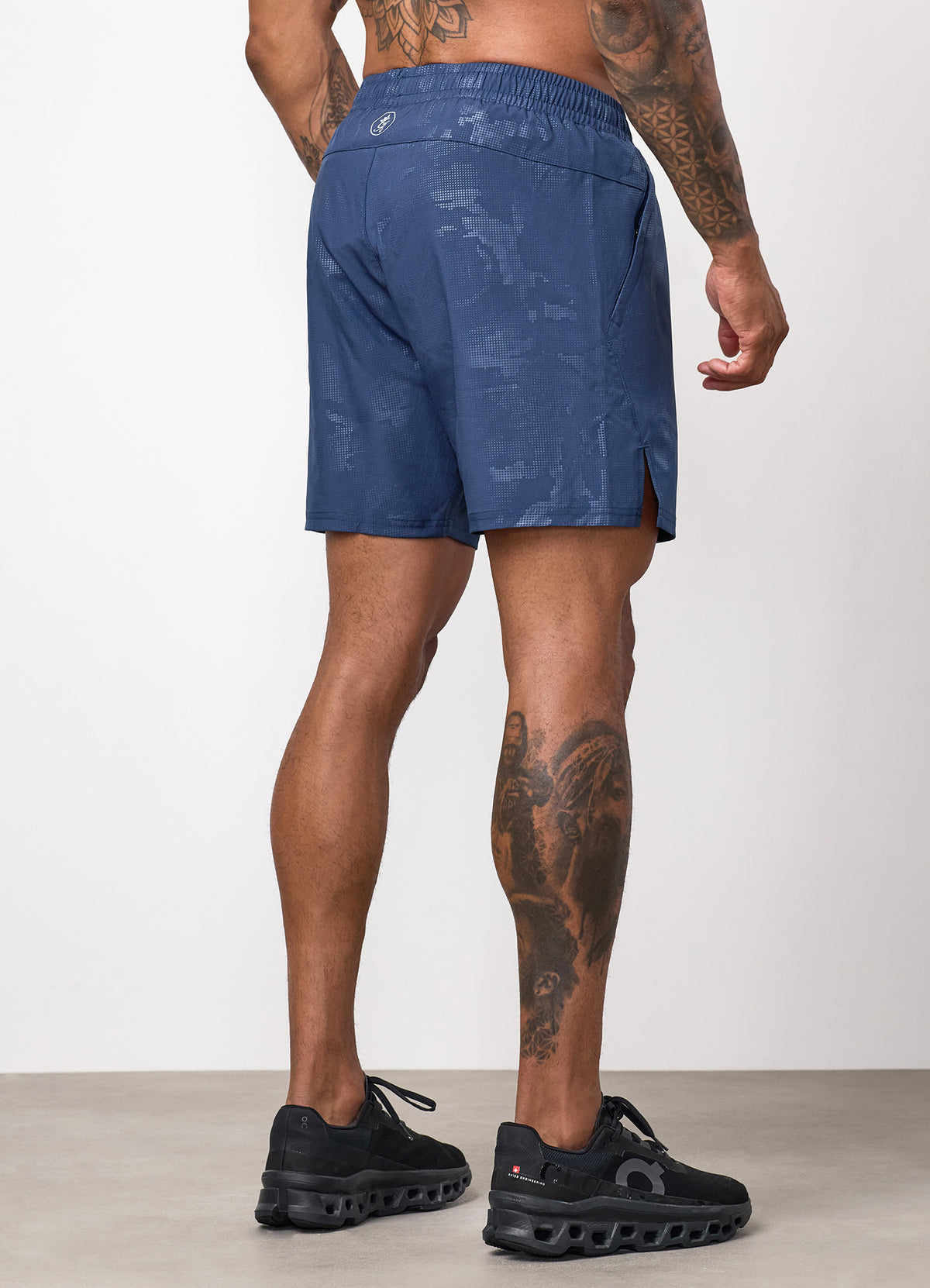 Gym King Debossed Camo Short 5" - Midnight