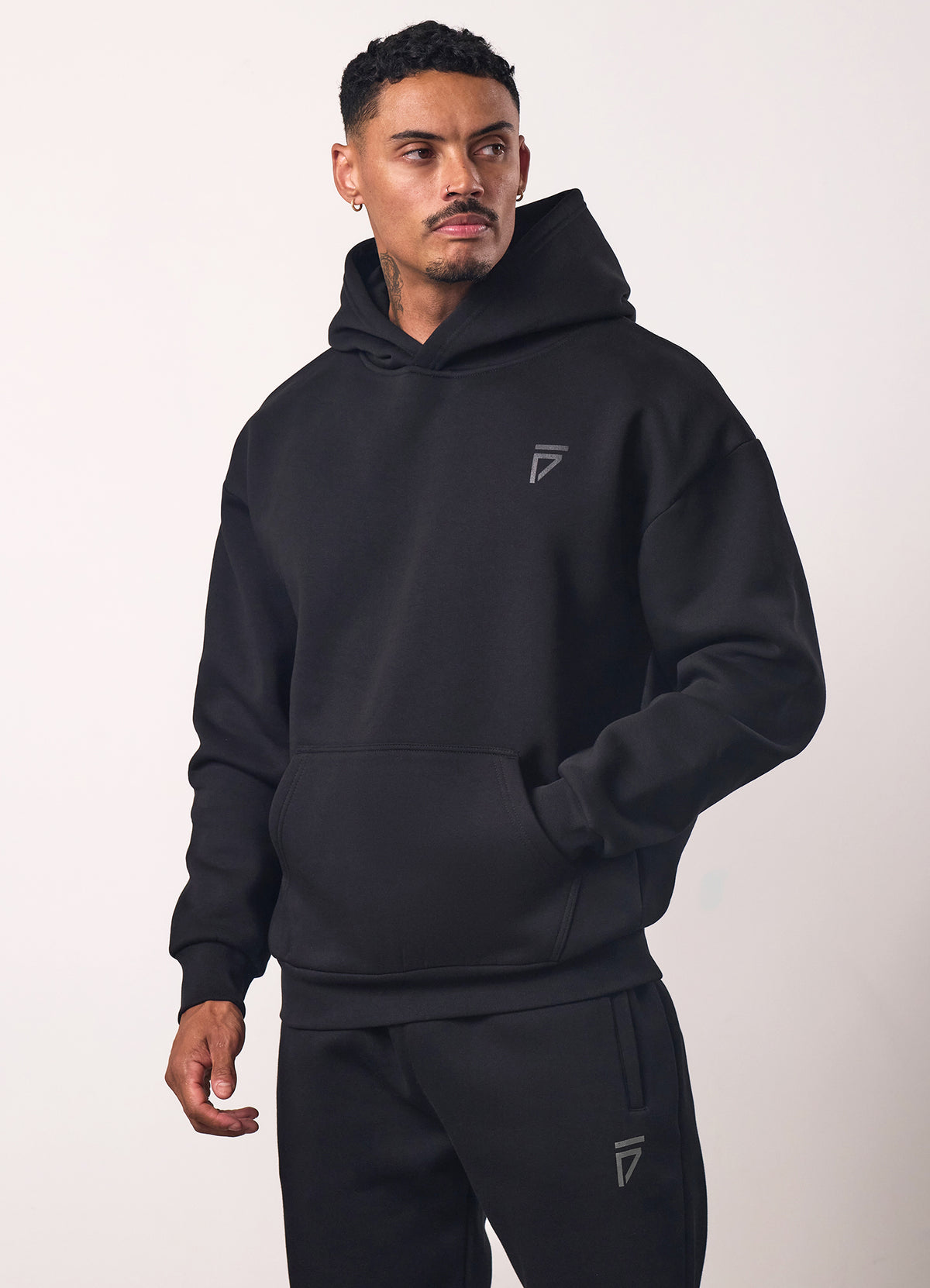 Gym King Fight Division Hoodie - Black/Black