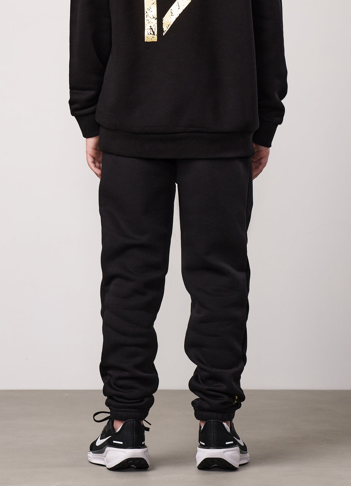 Gym King Older Kids Fight Division Jogger - Black/Gold
