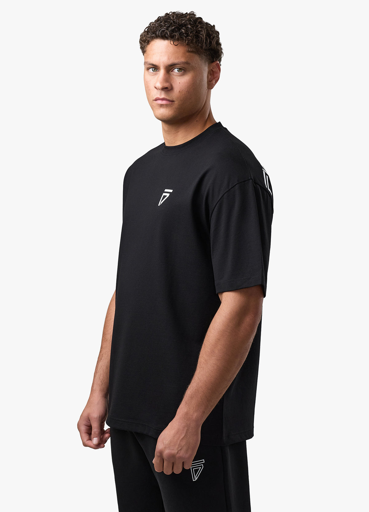 Gym King Fight Division Large Arch T-Shirt - Black