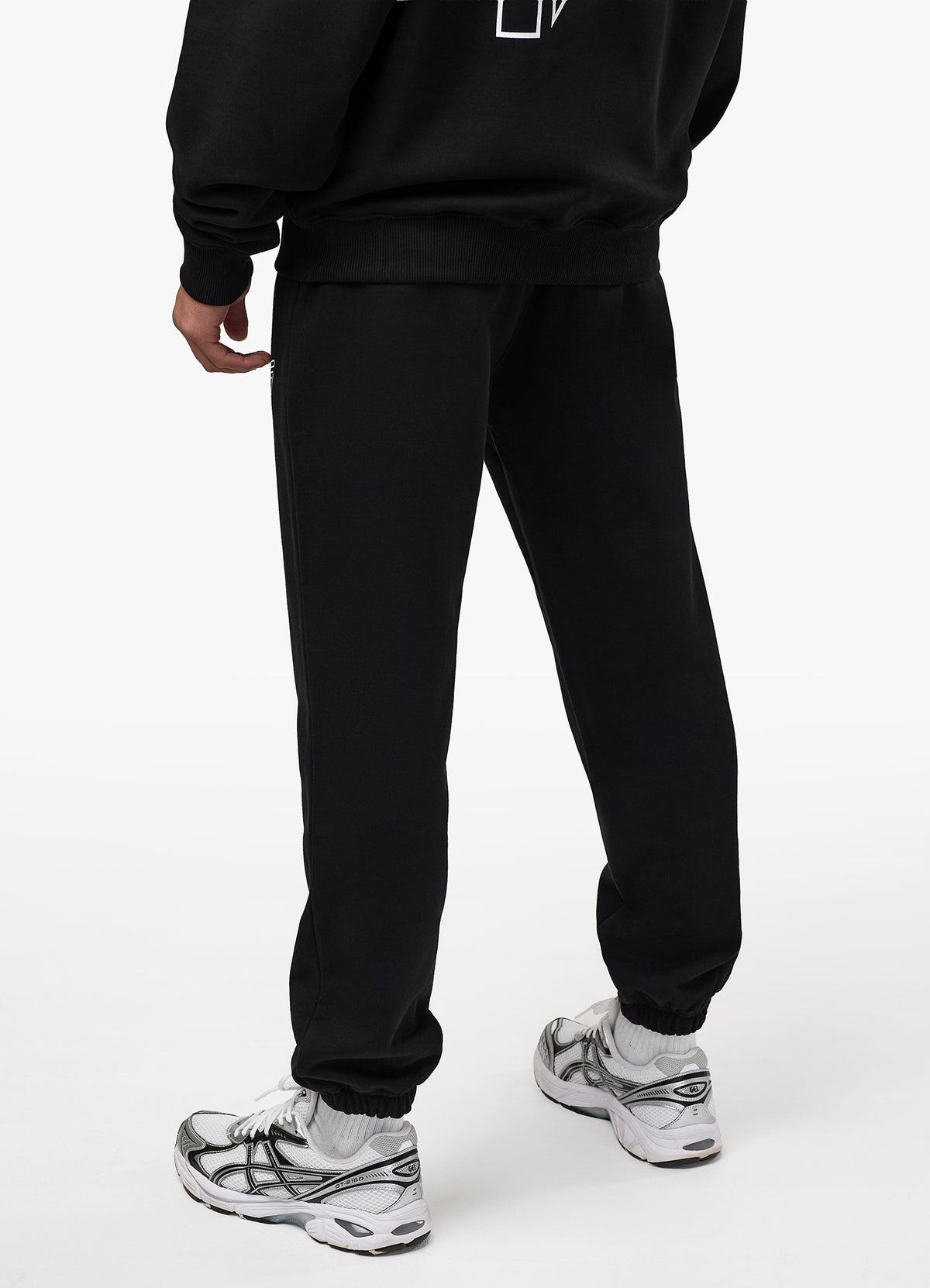 Gym King Fight Division Outline Jogger - Black