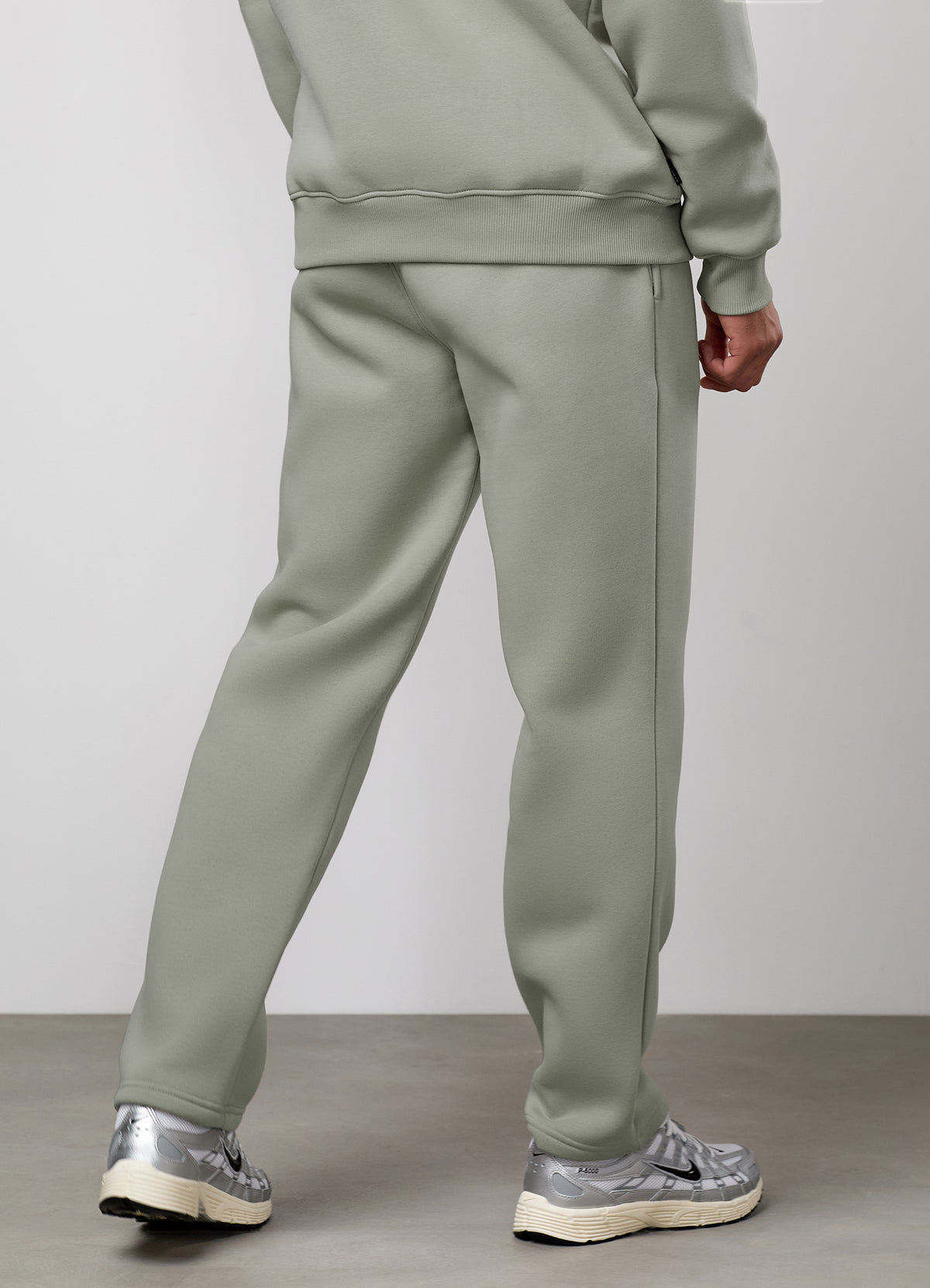 Gym King Fundamental Linear Straight Leg Jogger - Soft Khaki
