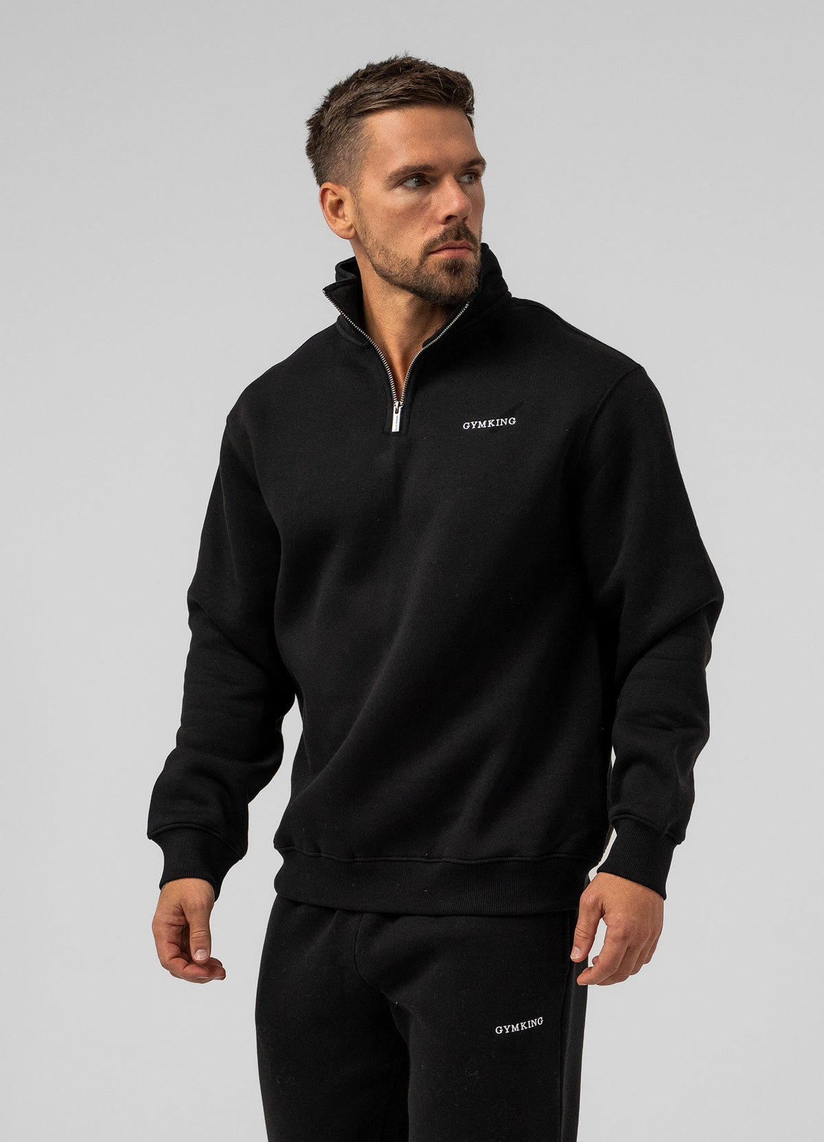 Gym King Fundamental Linear 1/4 Zip Funnel - Black