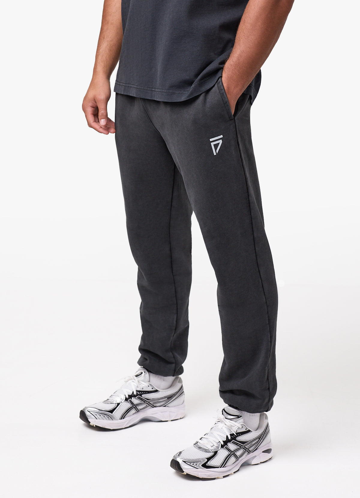 Gym King Fight Division Washed Gothic Jogger - Vintage Black