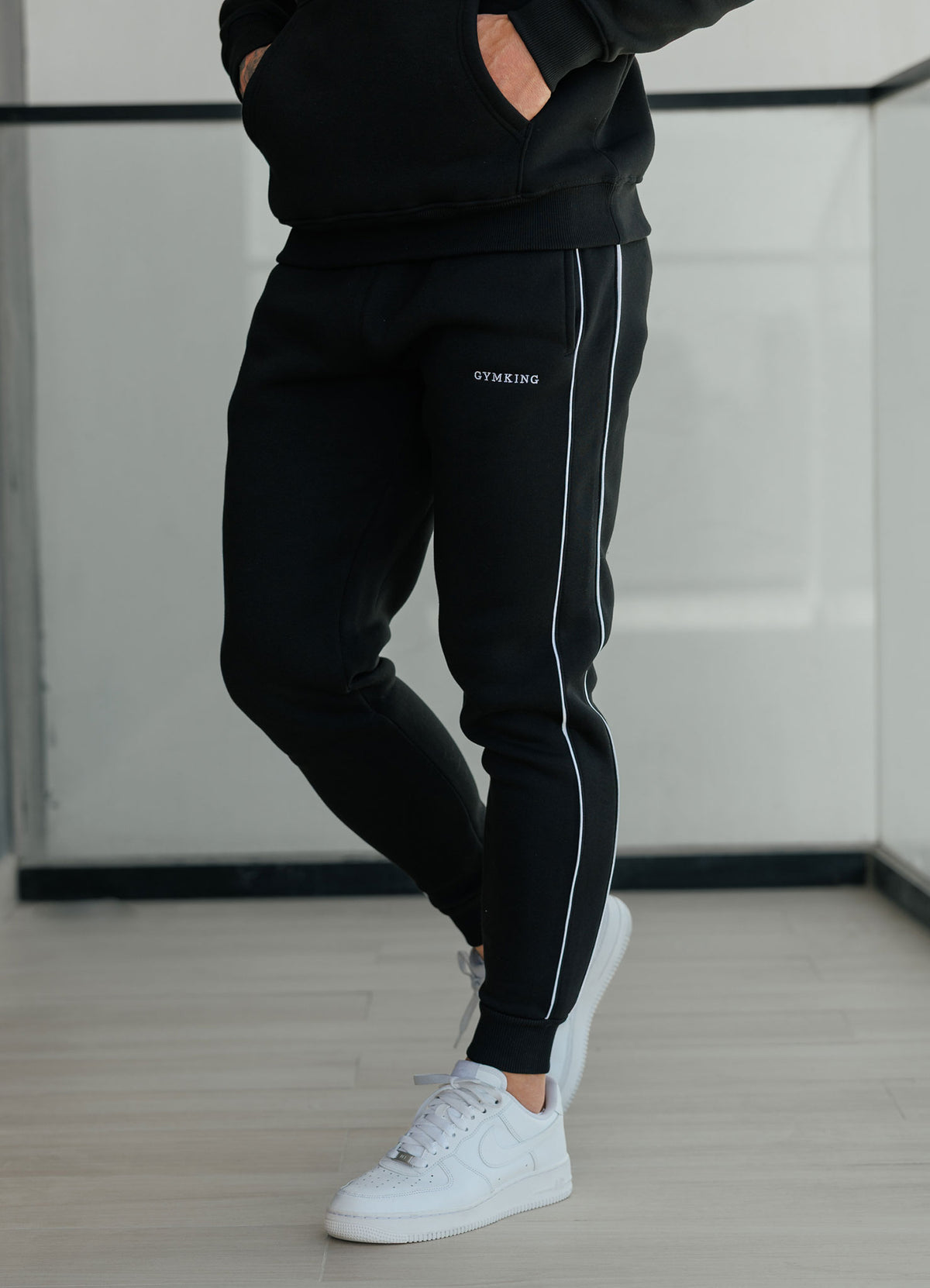 Gym King Core Piped Fleece Jogger - Black
