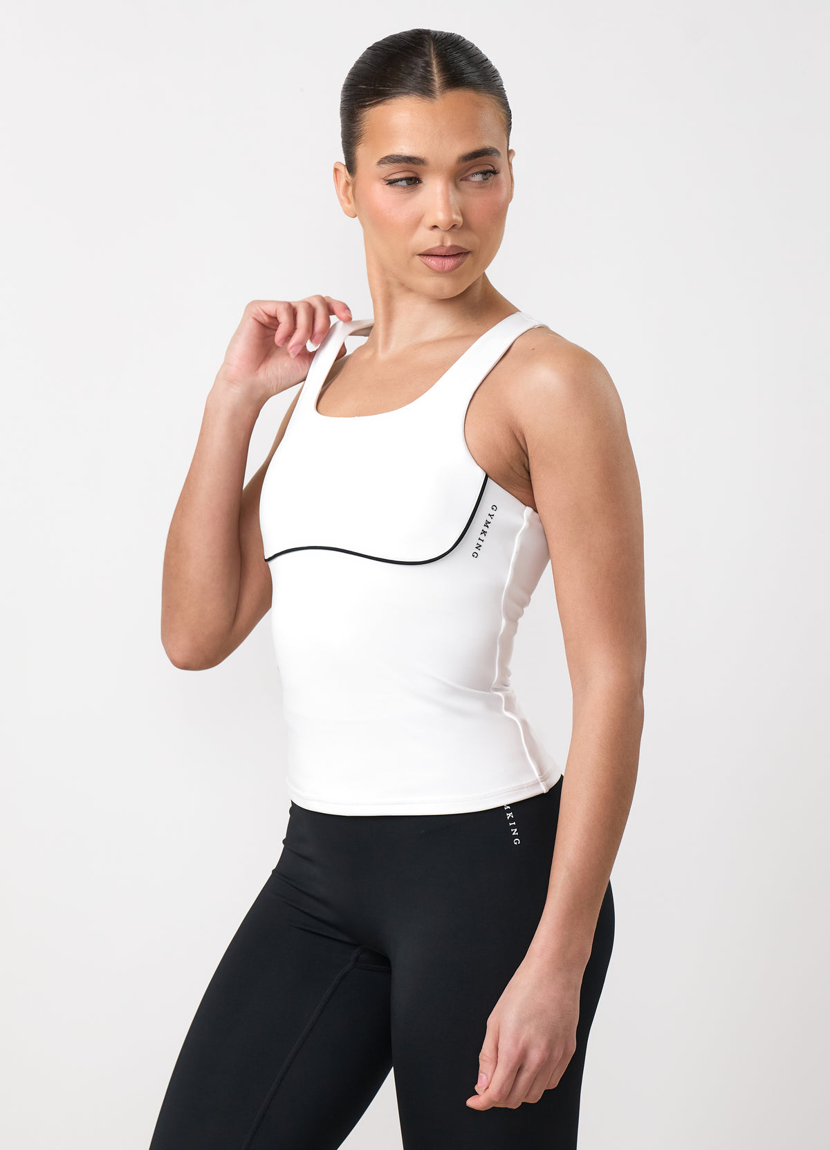 Gym King Knockout Piped Keyhole Tank - White