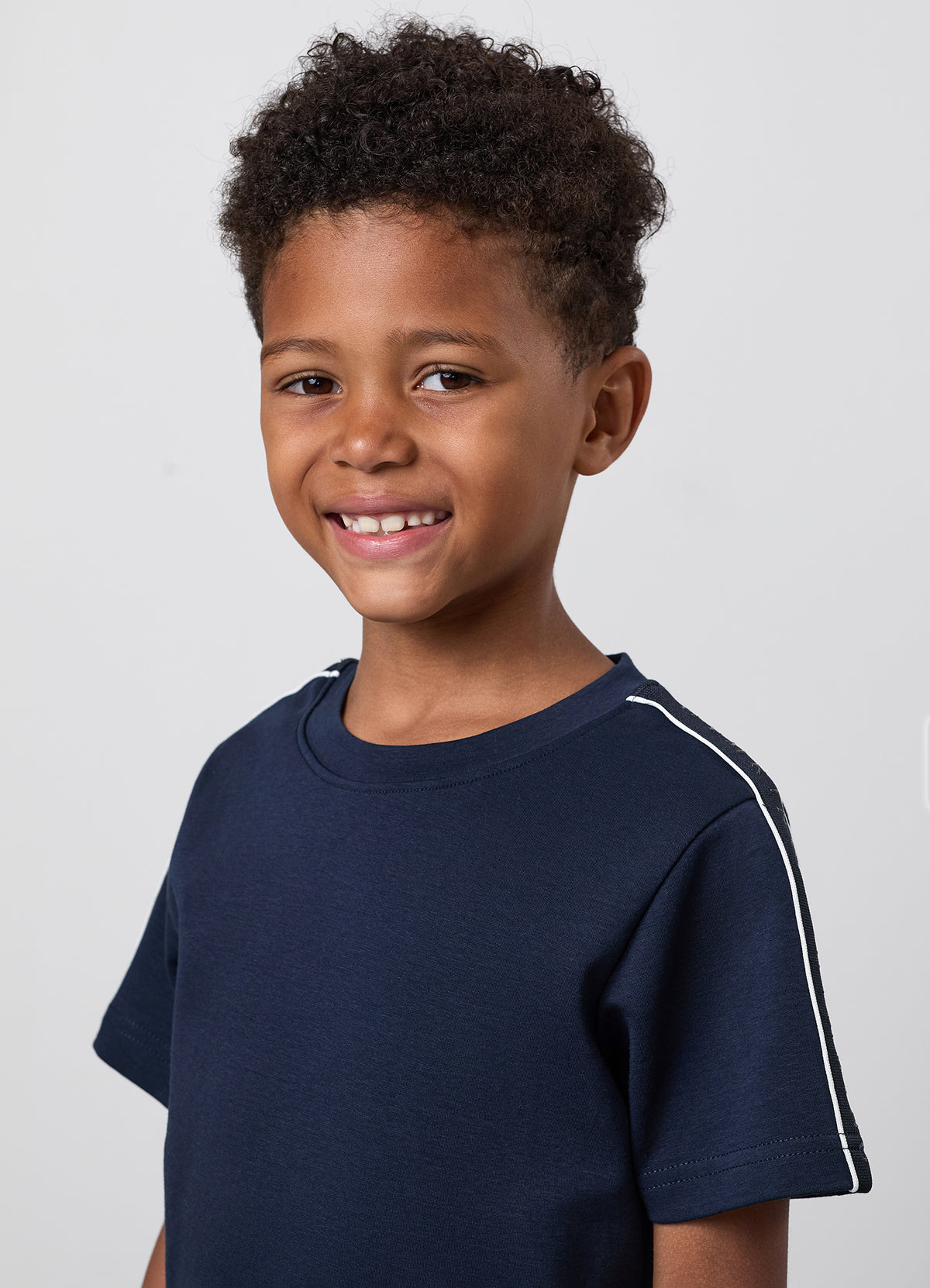 Gym King Younger Kids Linear Taped T-Shirt - Navy