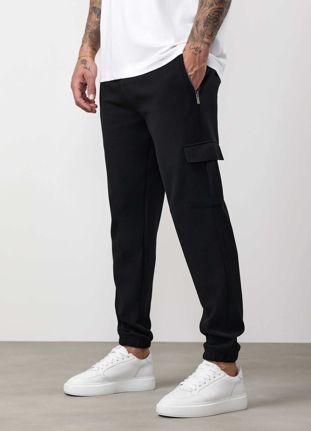 Gym King Linear Travel Cargo Jogger - Black
