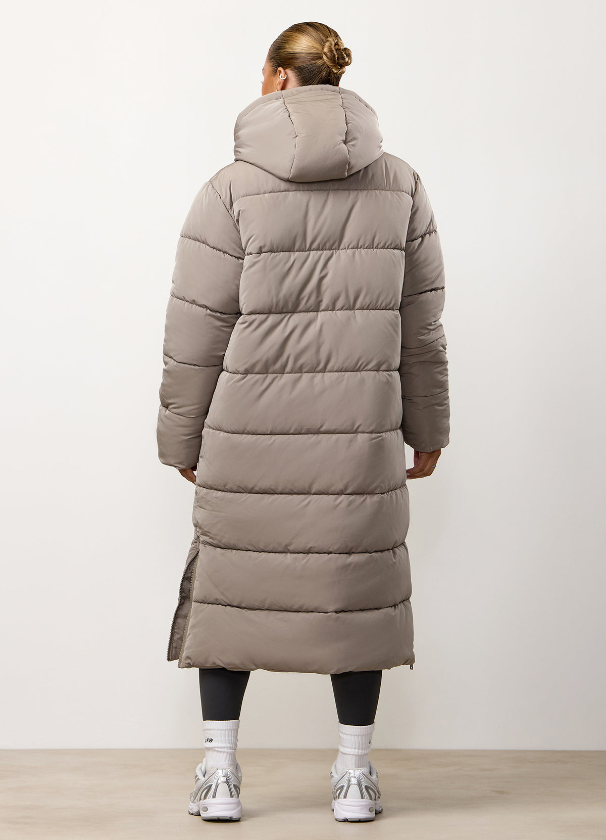Gym King Longline-puffer - Truffle