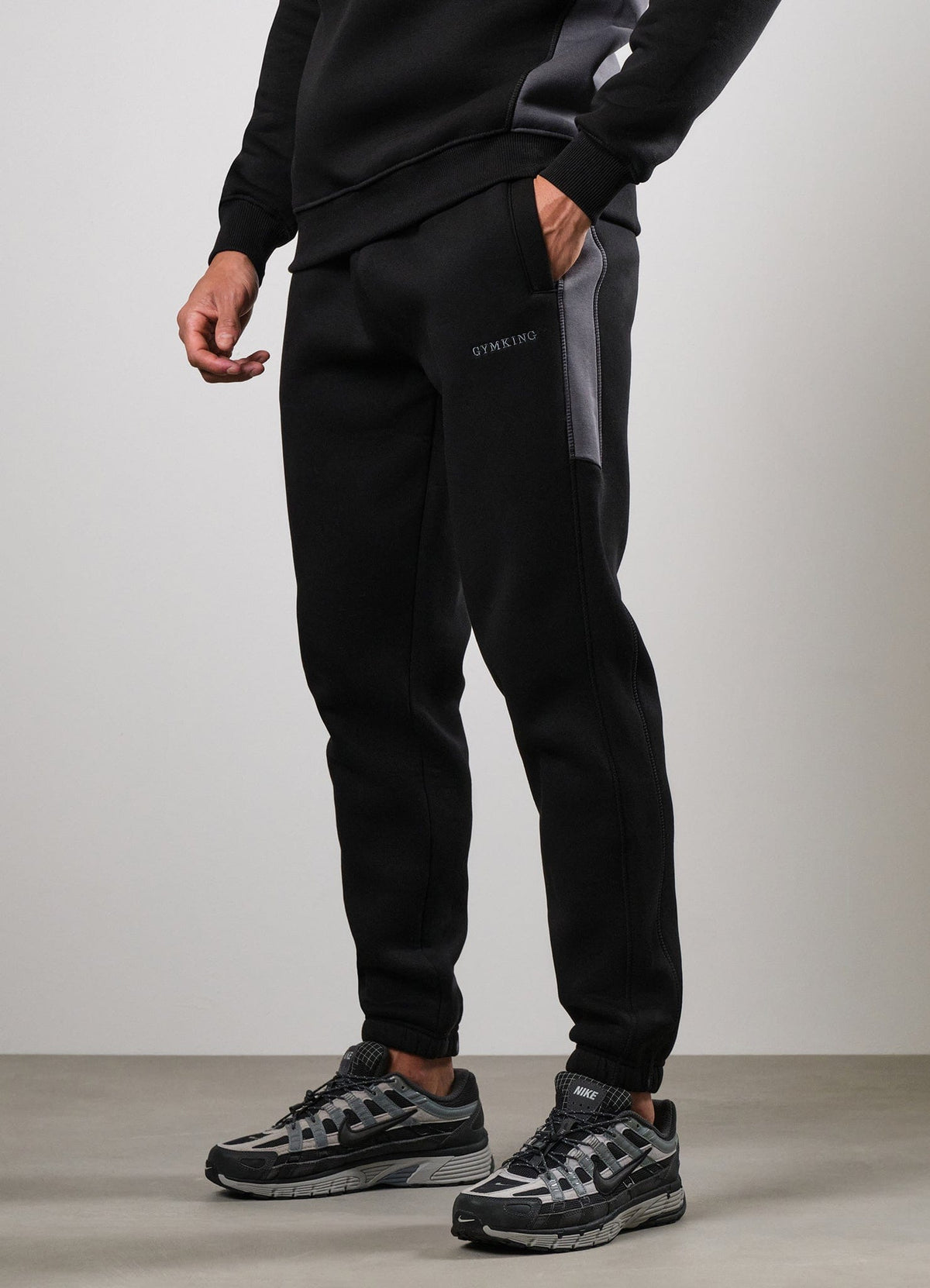 Gym King Momentum Jogger - Black