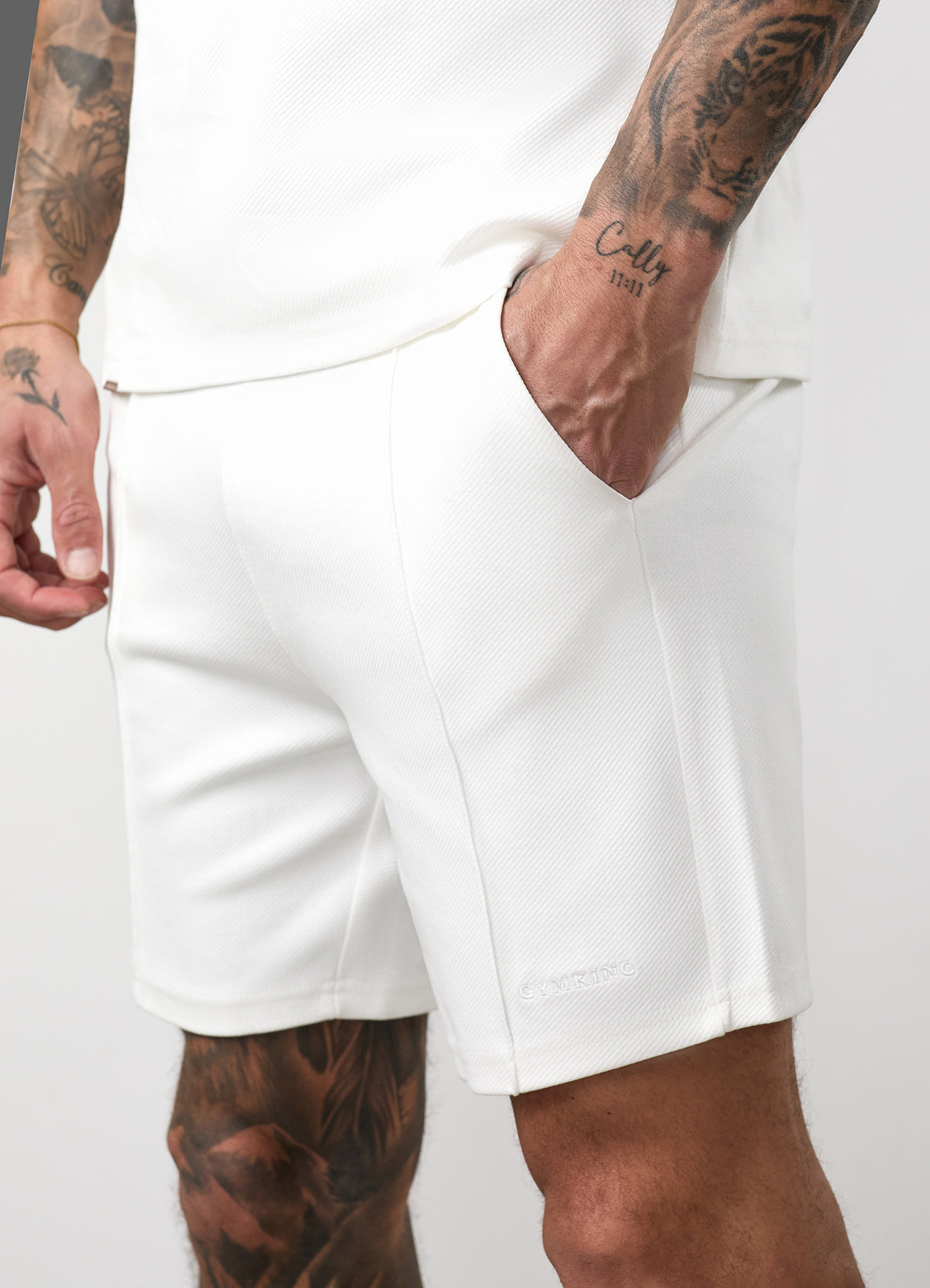 Gym King Portals Texture Short - Cream
