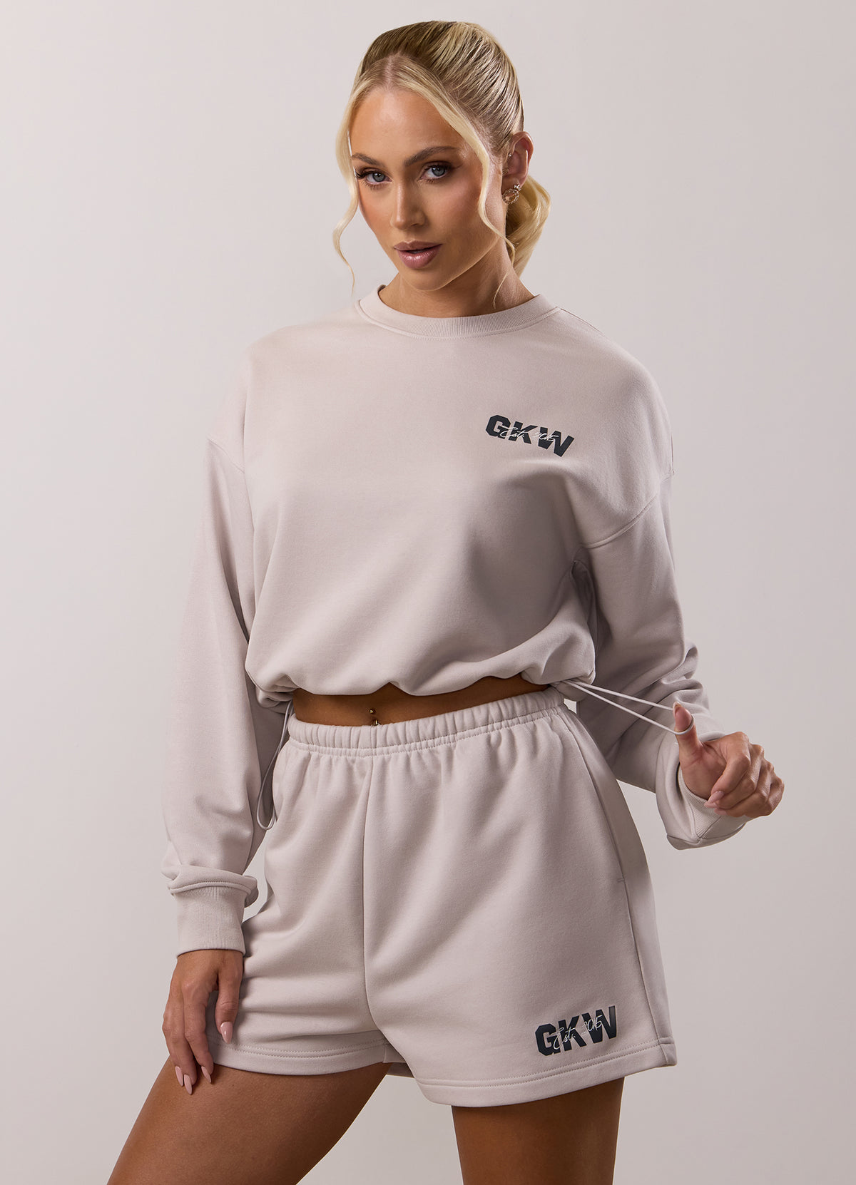 Gym King Revive Peached Crop-sweatshirt - Light Stone