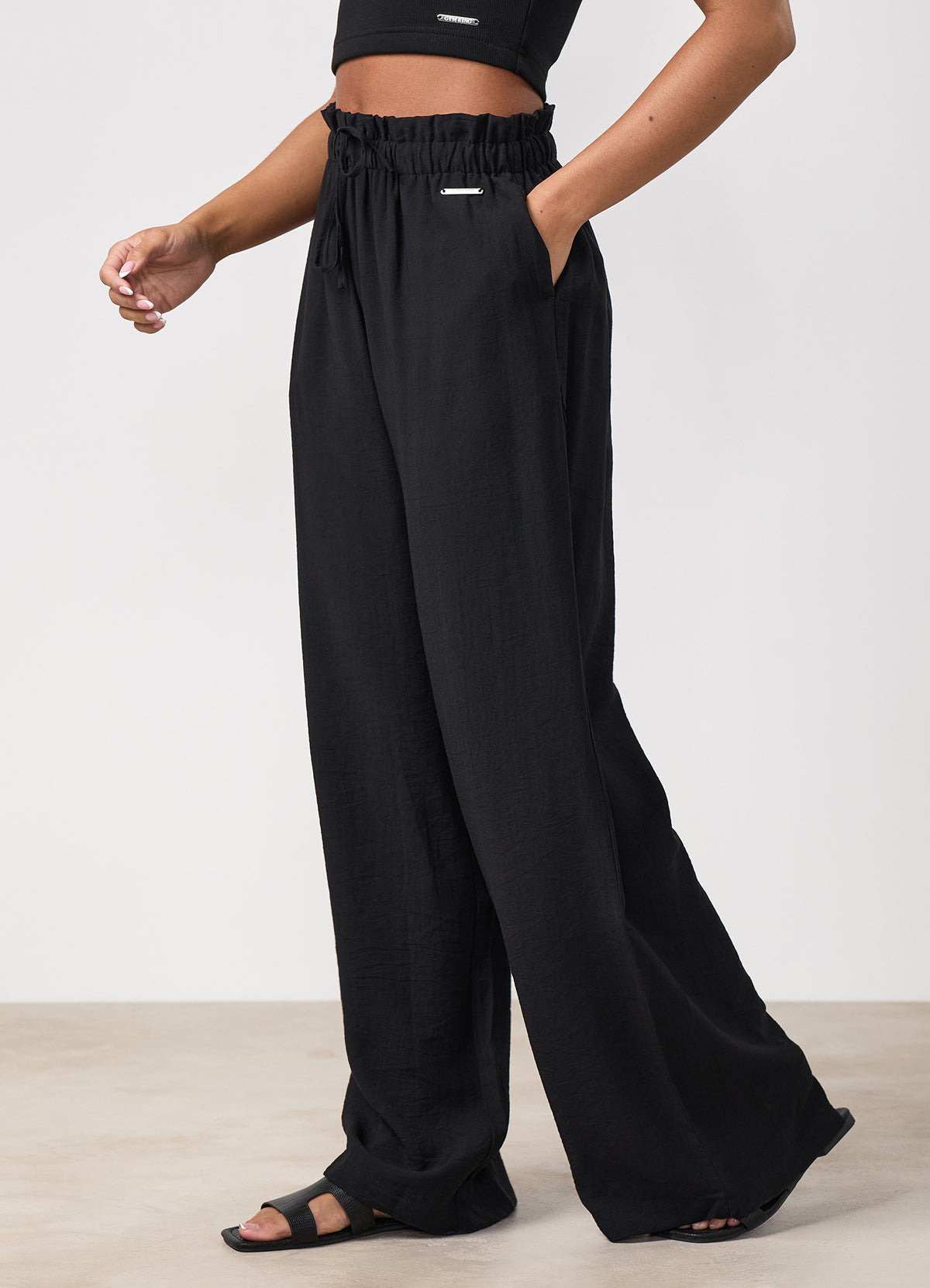Gym King Signature Woven Paper Bag Trousers Petite - Black