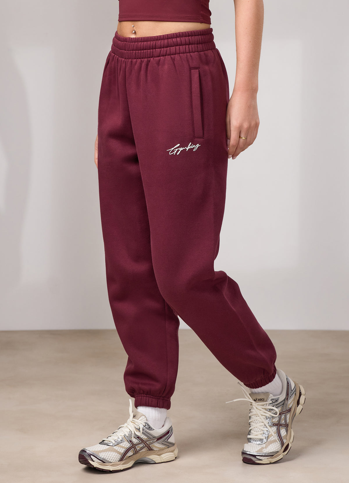 Gym King Joggingbroek van fleece met opschrift - Deep Cherry/Cream