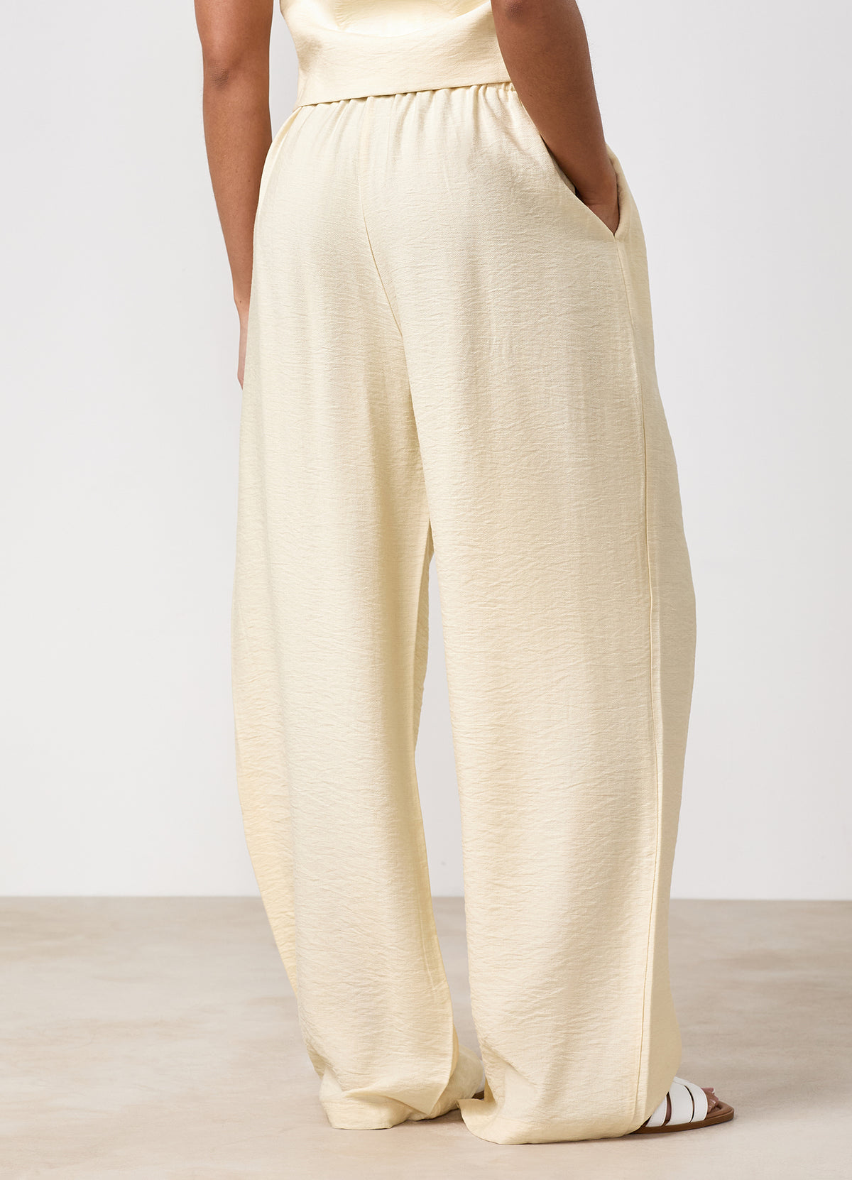 Gym King Signature Woven Paper Bag Trousers Petite - Buttermilk
