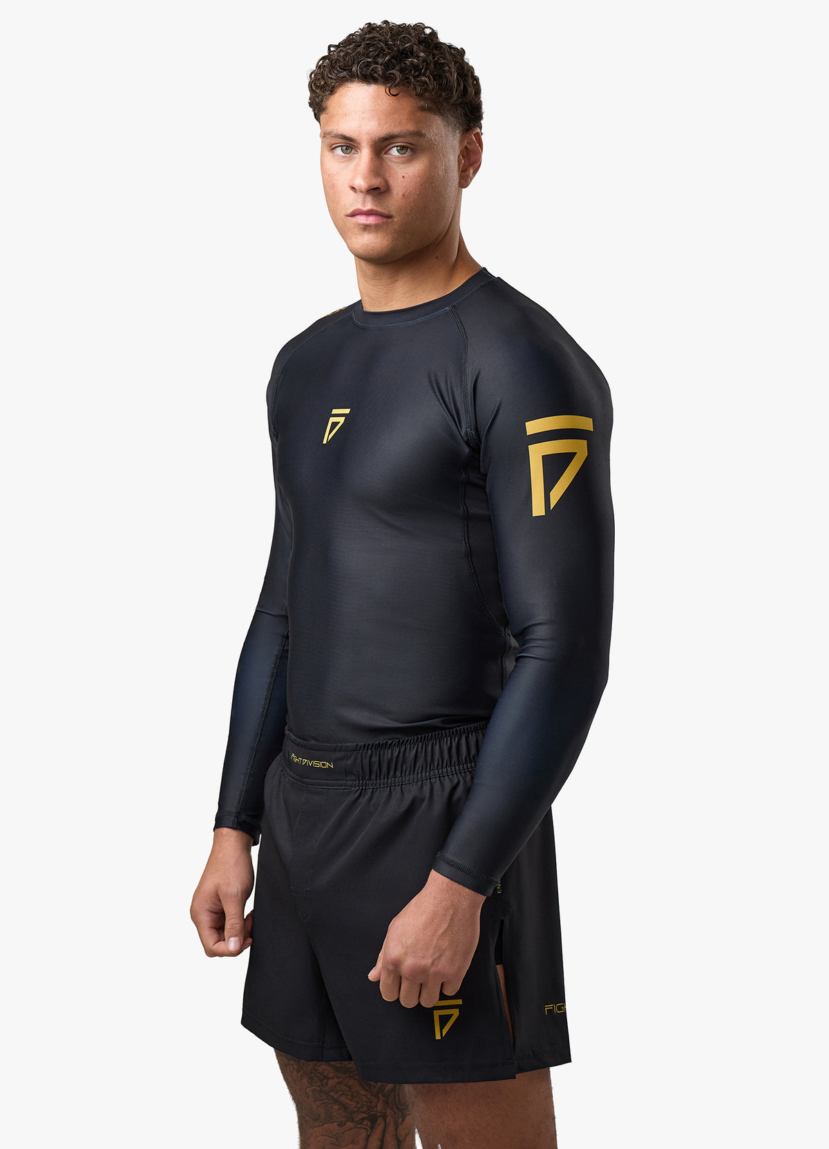 Gym King Sovereign Long Sleeve Rash Guard - Black / Gold