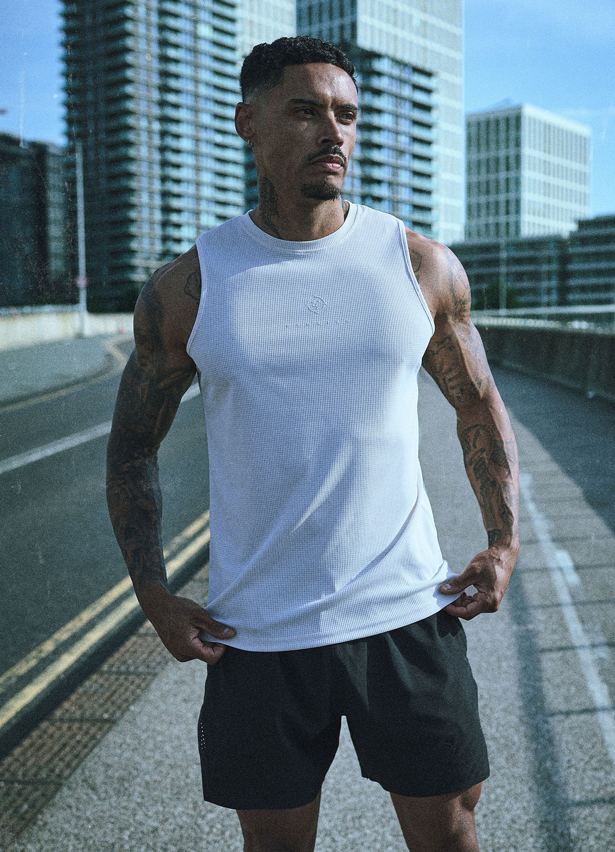 Gym King Rebellion Grit AOP Vest - Cream