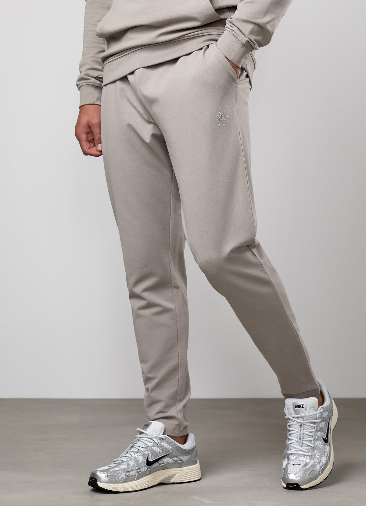 Gym King Victory Jogger - Taupe