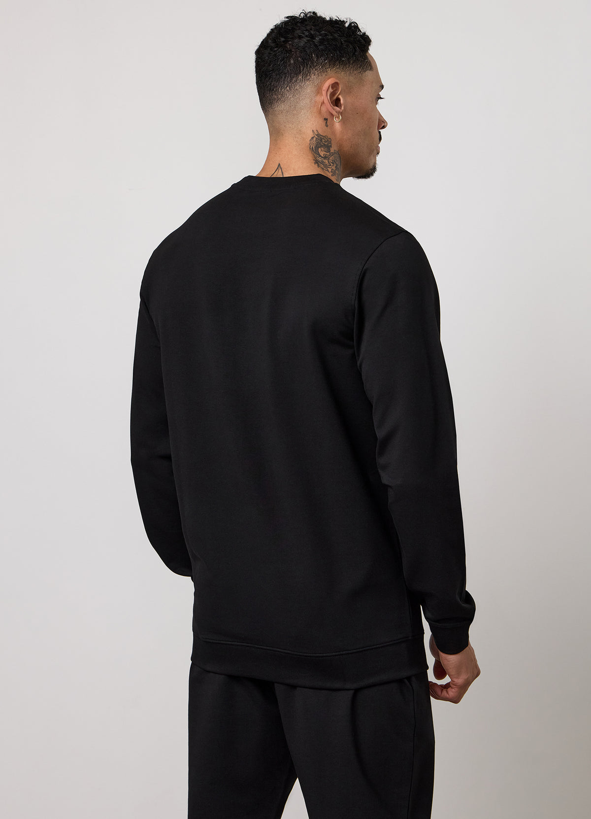 Gym King Victory Lightweight Loopback Crew - Black