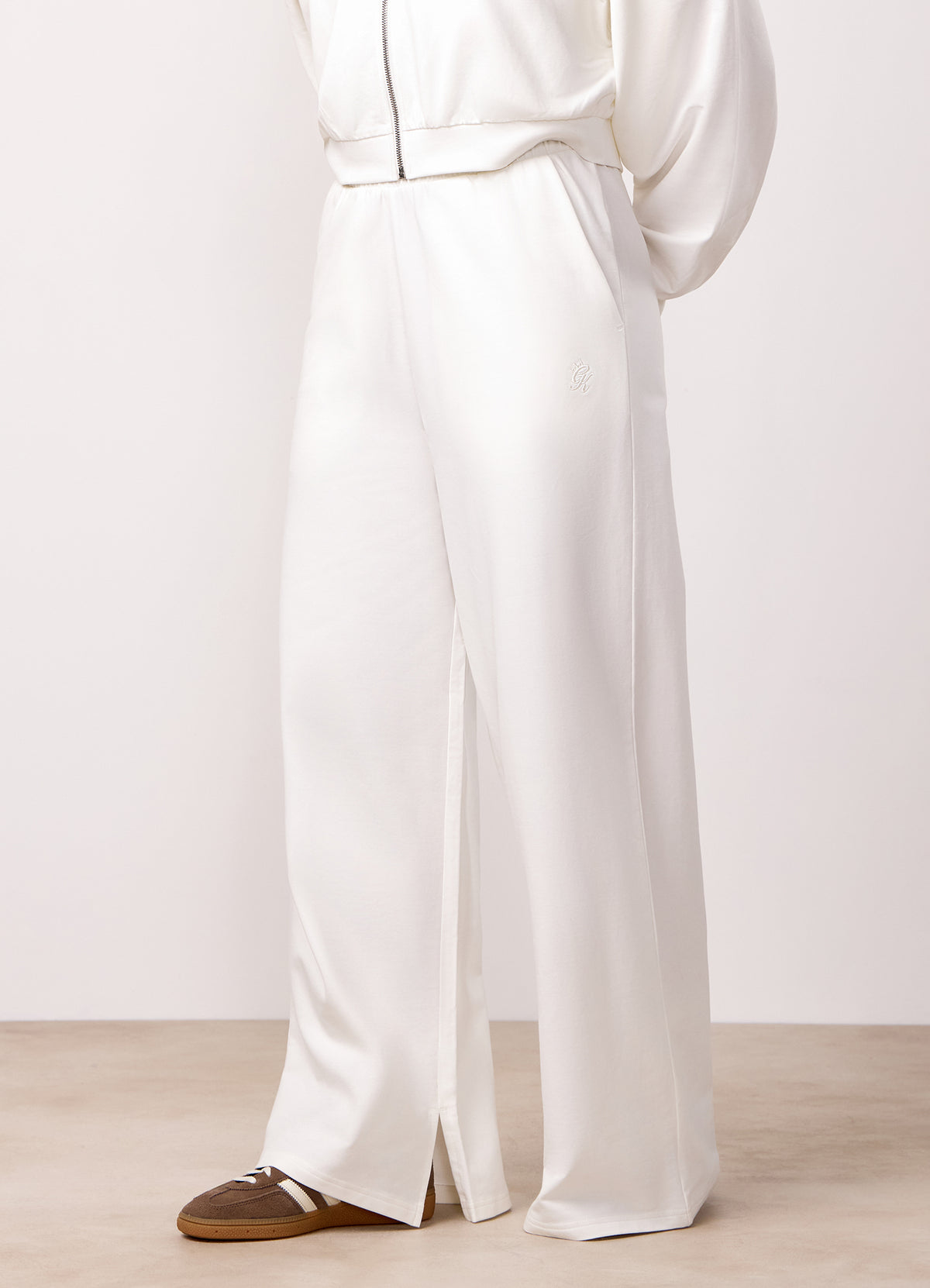Gym King Victory Loopback Straight Leg Jogger - Cream