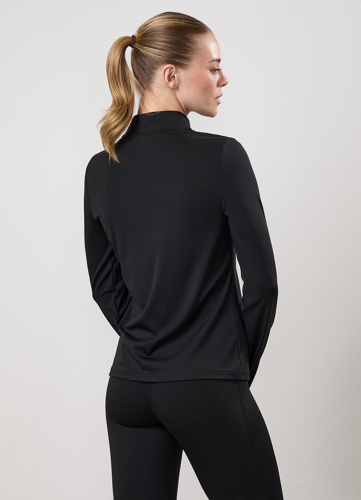 Gym King Victory Performance 1/4 Zip Funnel - Black