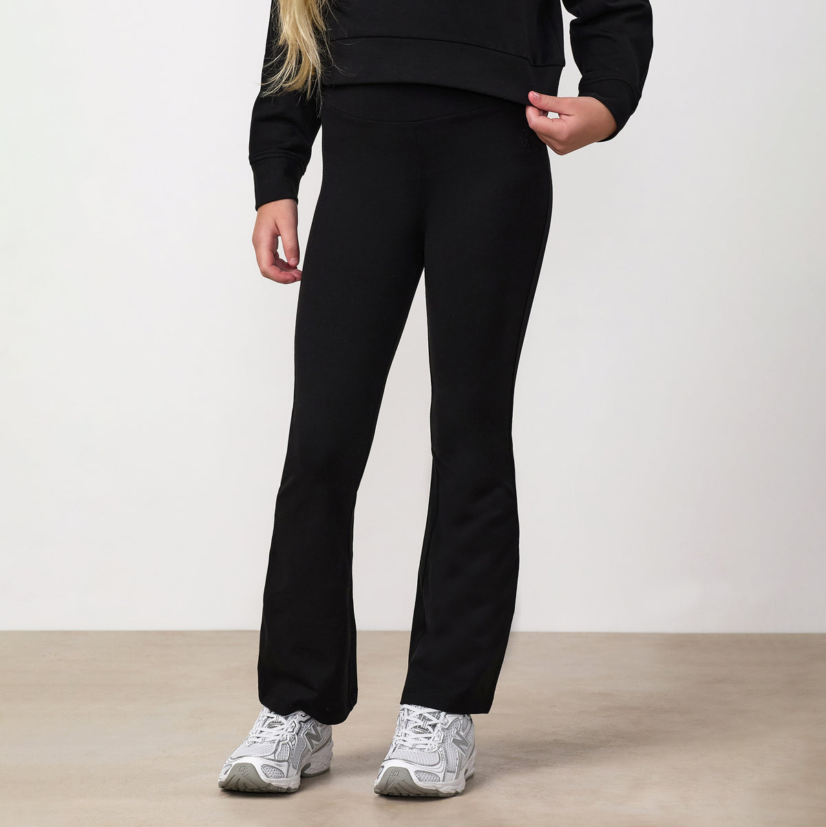 Gym King Younger Kids Victory Lifestyle Flared Legging - Black