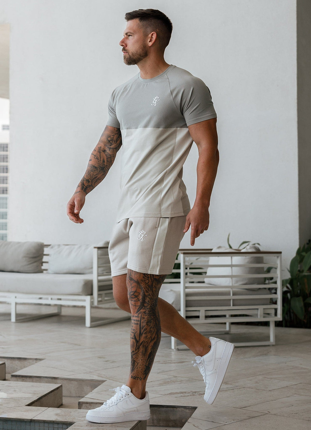 Gym King Contrast Panel Short - Taupe/Light Stone/White