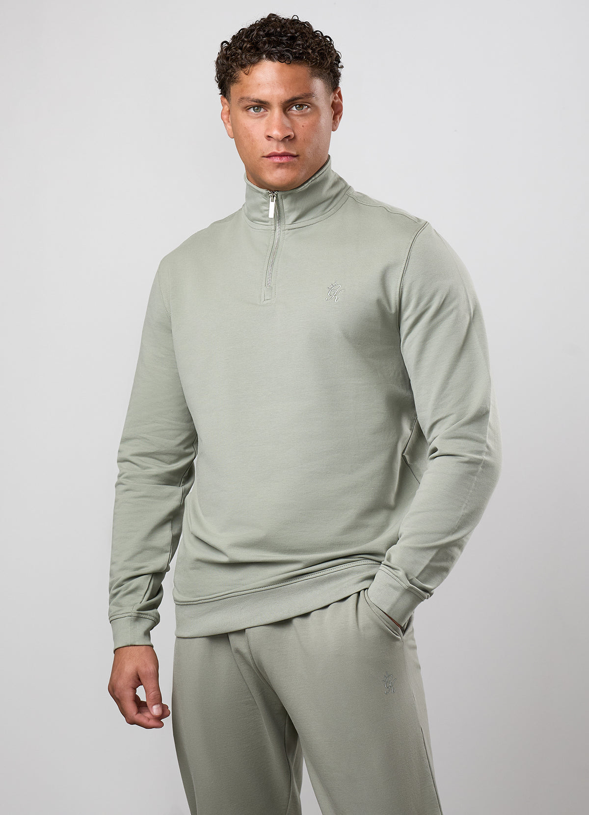 Gym King Victory 1/4 Zip - Soft Khaki